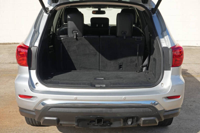 2020 Nissan Pathfinder Platinum