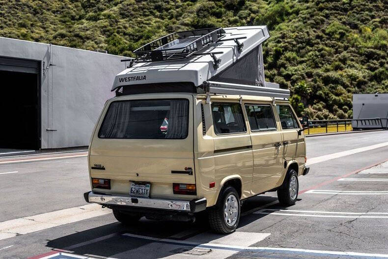 1982 Volkswagen Vanagon Camper