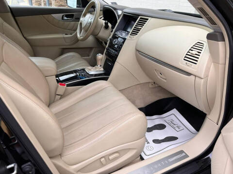 2012 Infiniti FX35