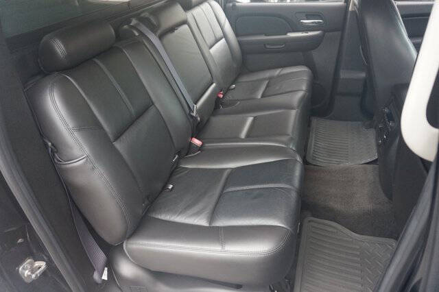 2011 Chevrolet Avalanche LT