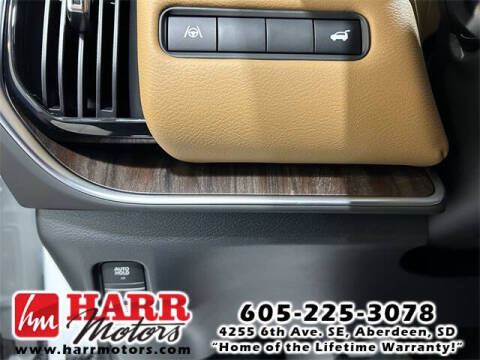 2025 Nissan Armada SL