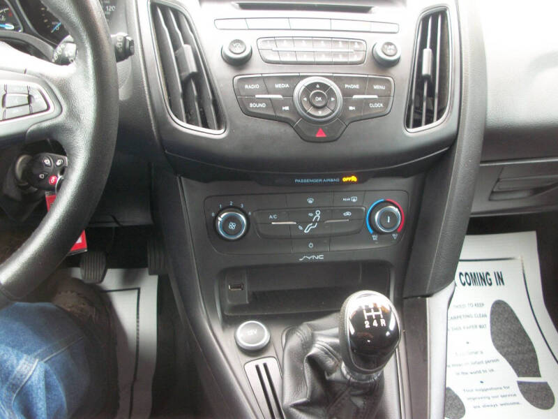 2016 Ford Focus SE