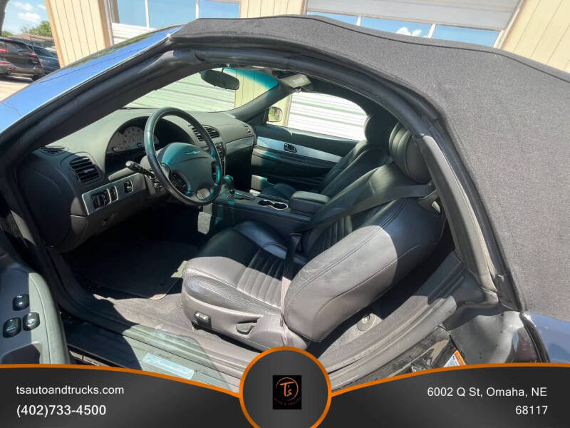 2002 Ford Thunderbird Deluxe