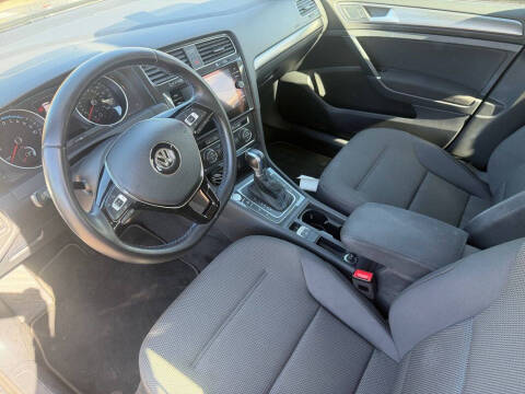 2019 Volkswagen e-Golf SE