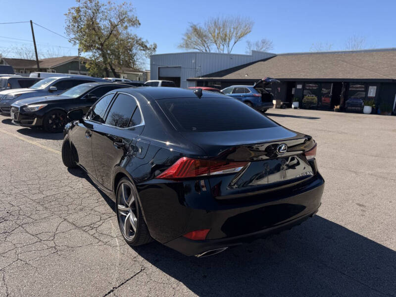 2018 Lexus IS 300