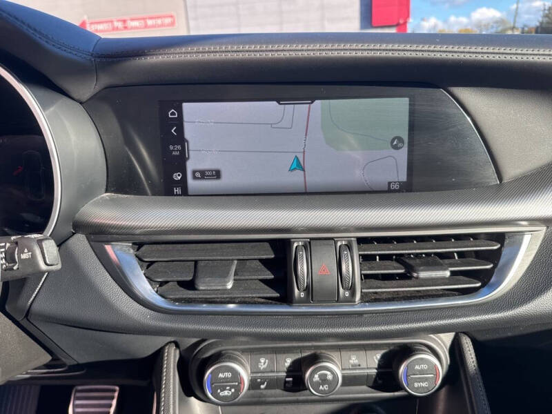 2024 Alfa Romeo Stelvio Veloce