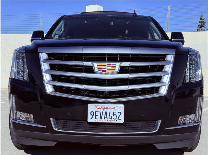 2017 Cadillac Escalade Luxury