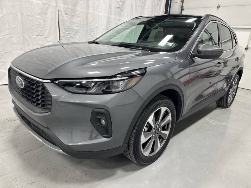 2025 Ford Escape Platinum