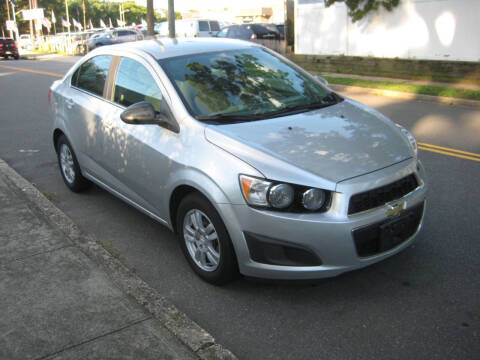 2016 Chevrolet Sonic LT Auto