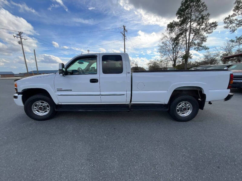 2005 GMC Sierra 2500HD