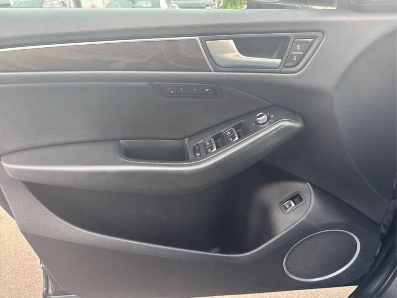 2015 Audi Q5 2.0T quattro Premium Plus