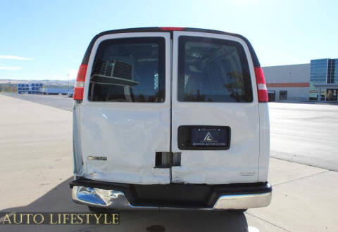 2023 Chevrolet Express 2500