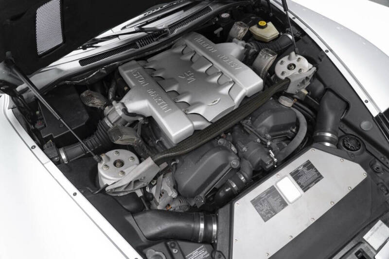 2005 Aston Martin V12 Vanquish S