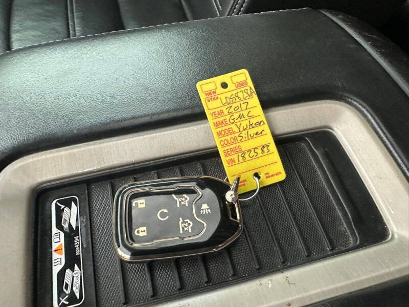 2017 GMC Yukon XL Denali