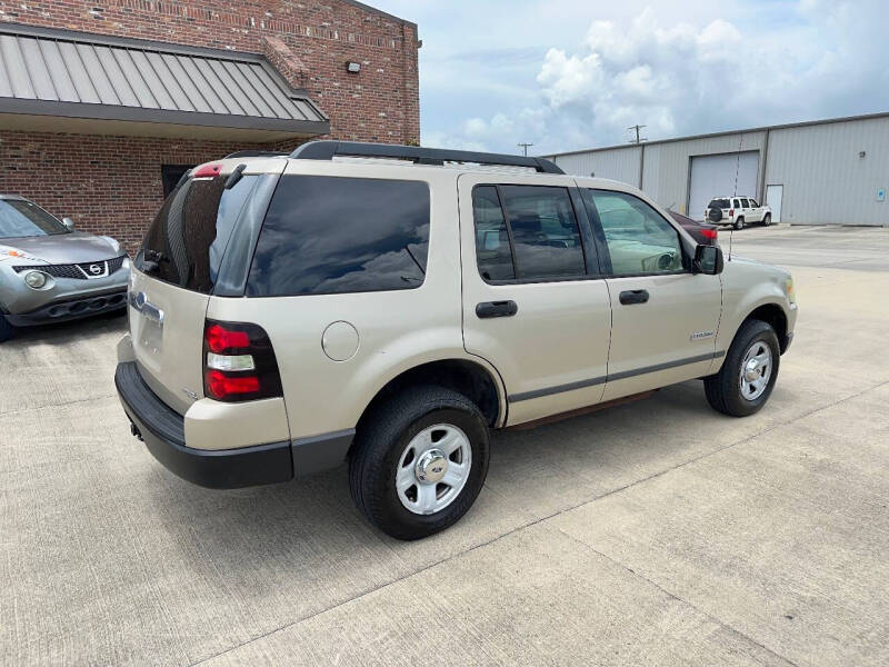 2006 Ford Explorer XLS