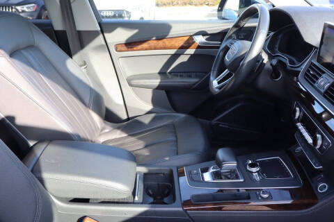 2019 Audi Q5 quattro Premium Plus 45 TFSI