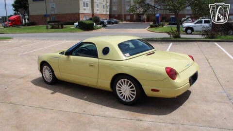 2005 Ford Thunderbird