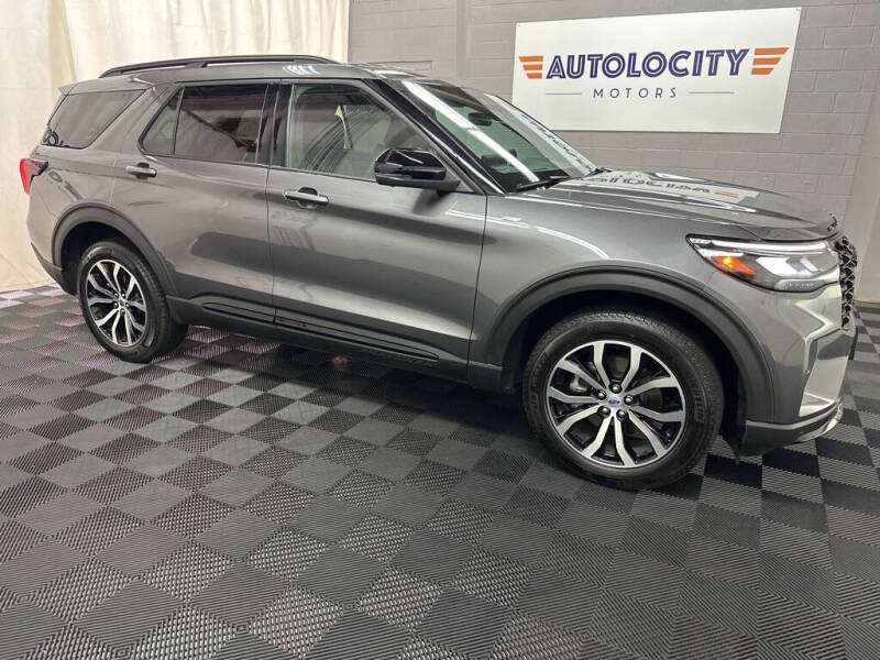 2025 Ford Explorer ST-Line