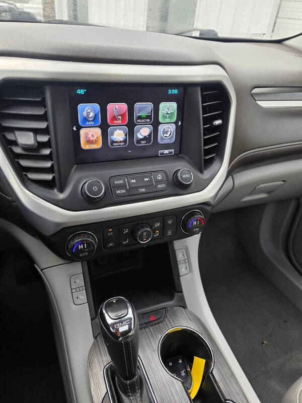 2017 GMC Acadia SLT-2