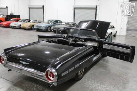 1962 Ford Thunderbird