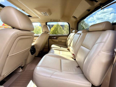 2013 Chevrolet Avalanche LTZ Black Diamond