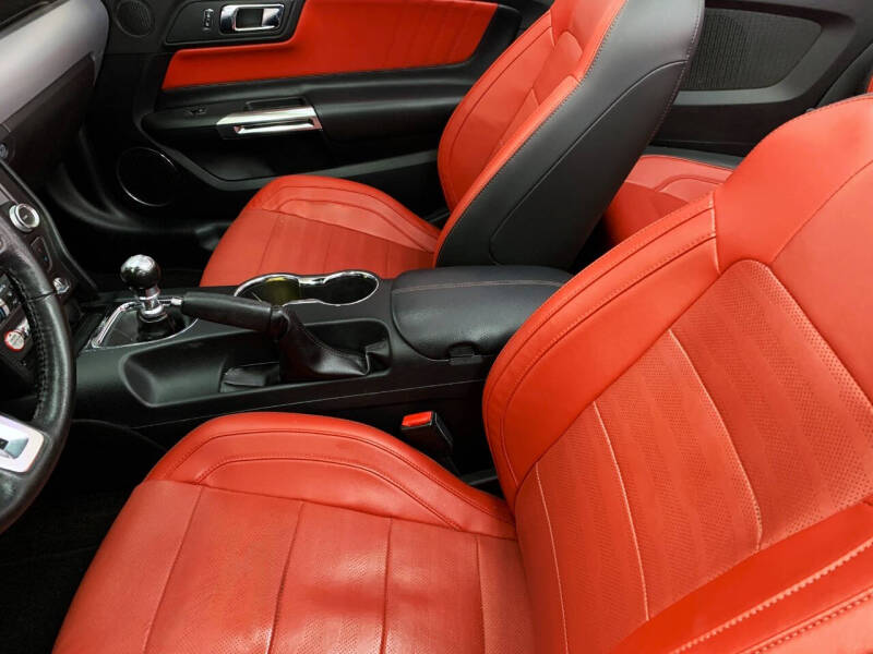 2017 Ford Mustang EcoBoost Premium