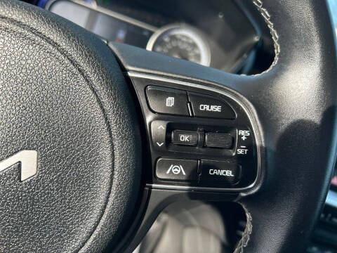 2022 Kia Niro Plug-In Hybrid LXS