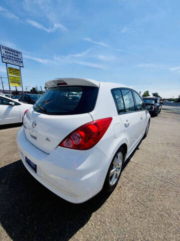 2012 Nissan Versa 1.8 SL
