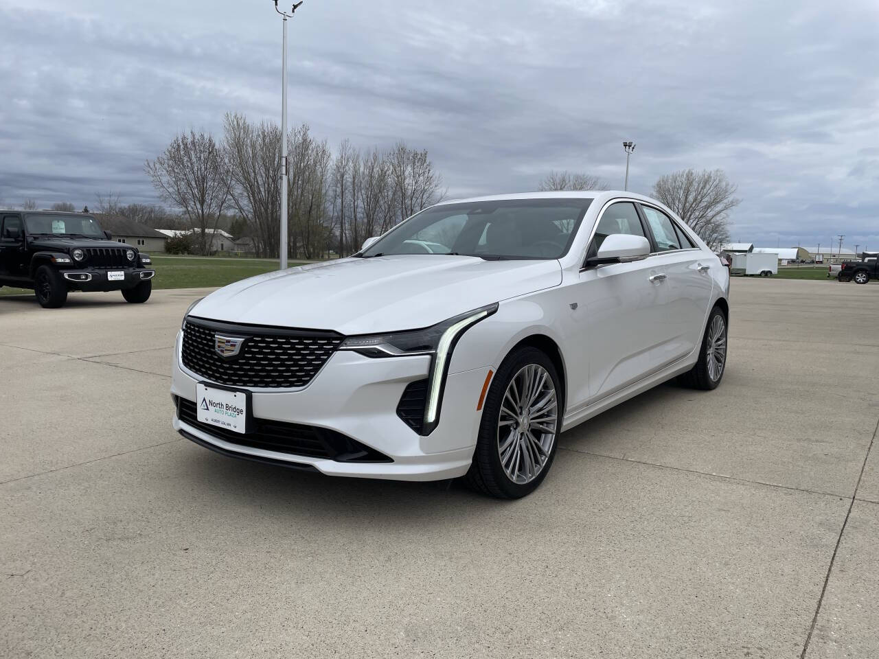 2021 Cadillac CT4 Premium Luxury photo 2