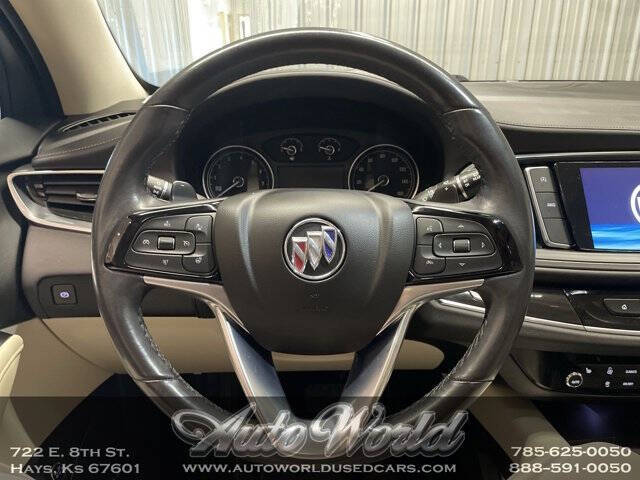2022 Buick Enclave Essence