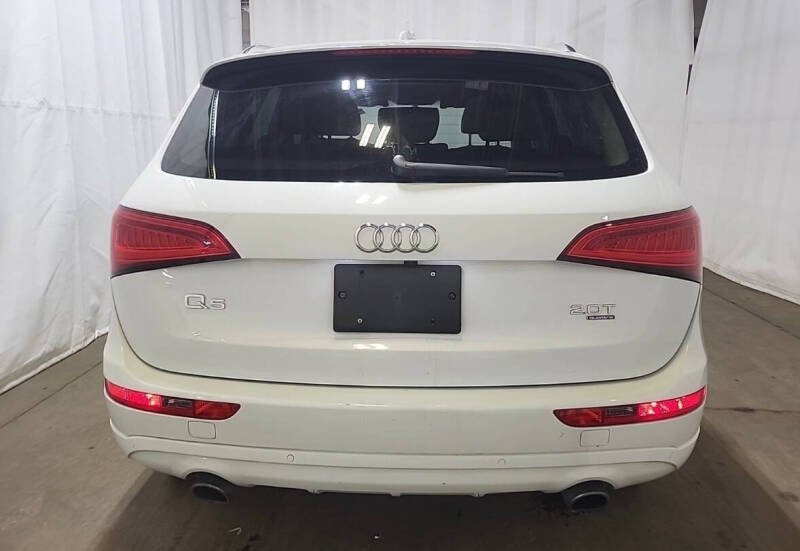 2014 Audi Q5 2.0T quattro Premium Plus
