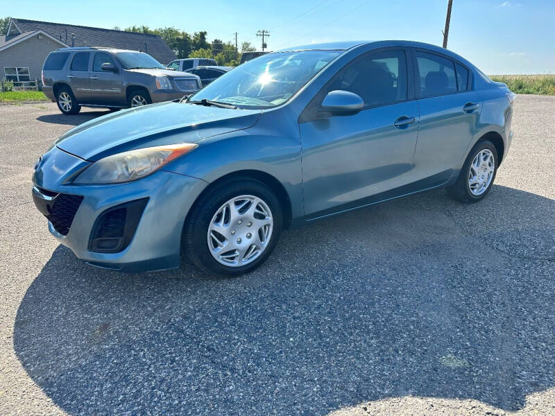 2010 Mazda MAZDA3 for sale at Quinn Motors in Shakopee MN