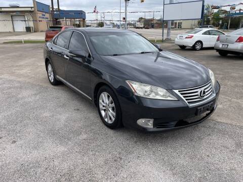 2011 Lexus ES 350 for sale at AMERICAN AUTO COMPANY in Beaumont TX