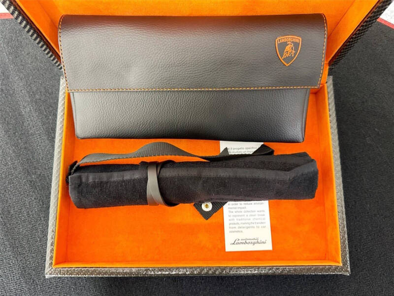 2024 Lamborghini Revuelto