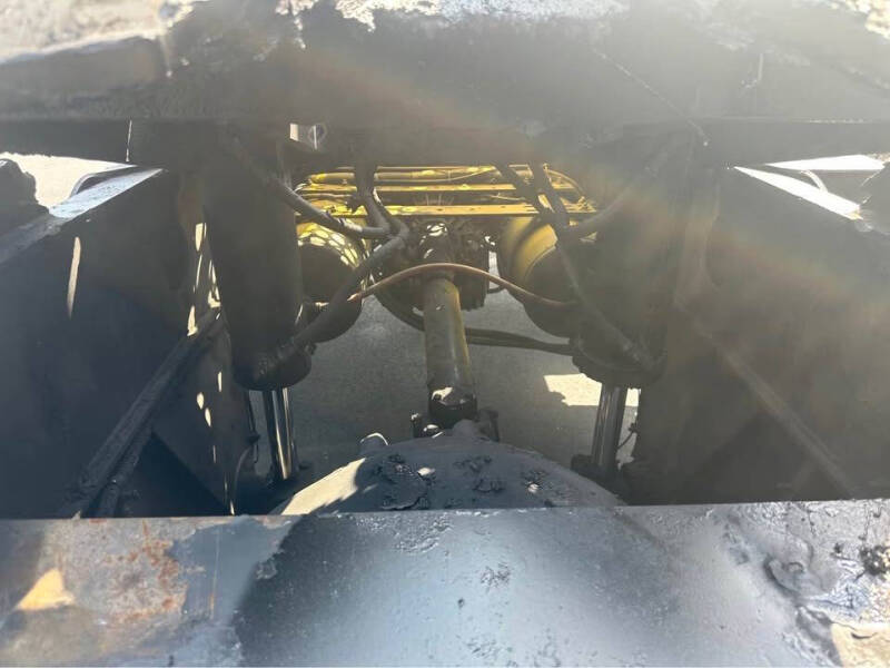 2005 OTTAWA COMANDO YARD DOG