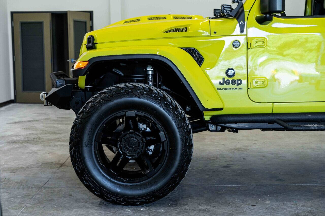 2023 JEEP Gladiator Pickup - $65,995