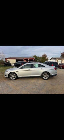 2017 Ford Taurus SE