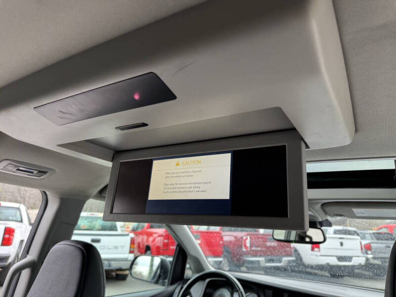 2019 Toyota Sienna SE Premium 8-Passenger