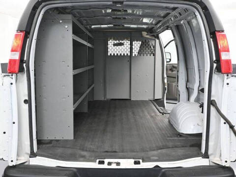 2022 Chevrolet Express 2500