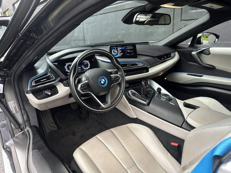 2015 BMW i8
