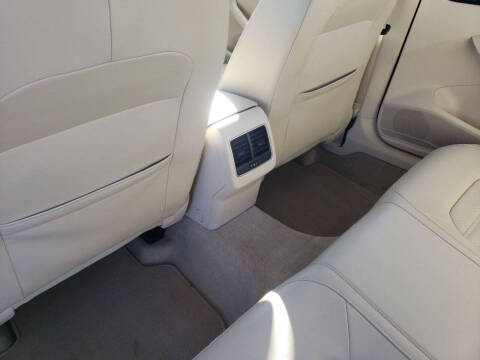 2015 Volkswagen Passat 1.8T SE