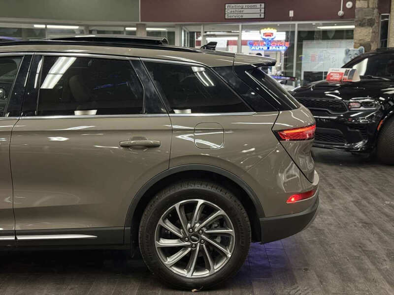 2025 Lincoln Corsair Premiere