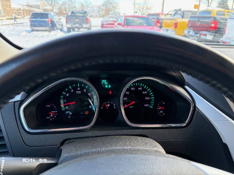 2011 Chevrolet Traverse LT