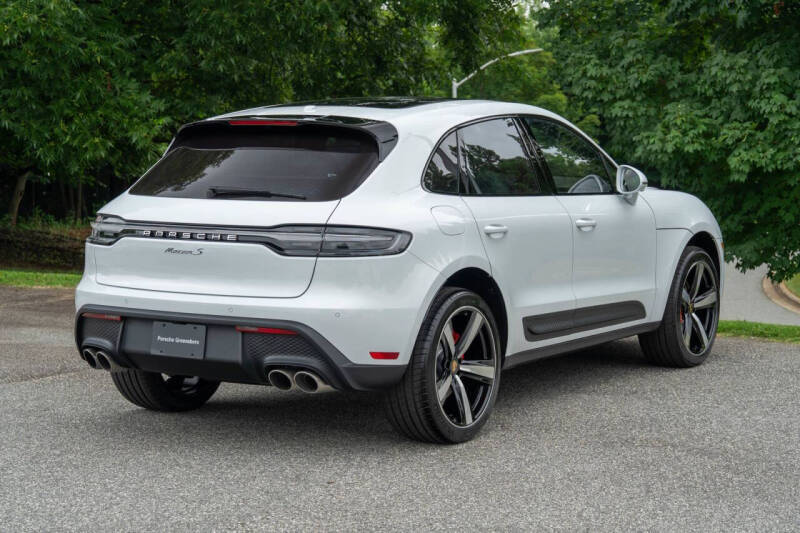 2025 Porsche Macan S