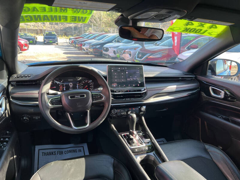 2025 Jeep Compass Trailhawk