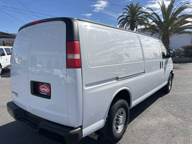 2016 Chevrolet Express 3500