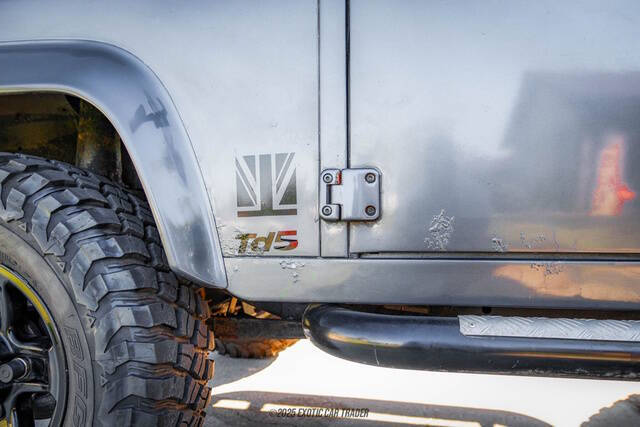 2000 Land Rover Defender