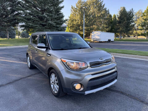 2019 Kia Soul +