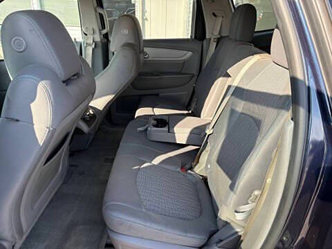 2017 Chevrolet Traverse LS