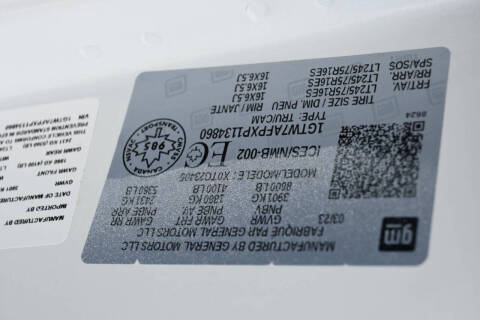 2023 GMC Savana 2500